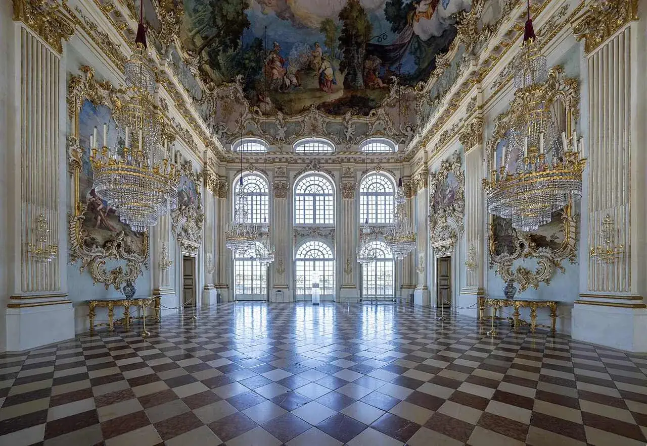The Steinerner Saal, the hall that runs through the centre block